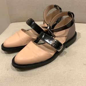 Authentic Inch2 Flats Dress Shoes